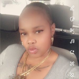 Meet your Posher, Shawnitha